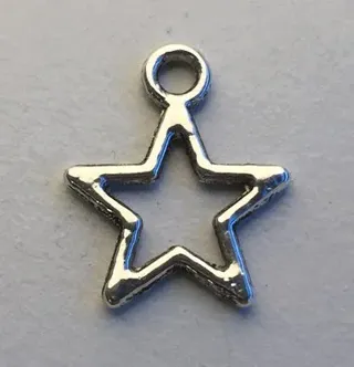 ABC-klubben Hängen FK Stjärnor 30 st Berlock antiksilver 14x11mm